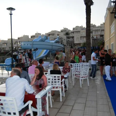 Evoteli Group Turquoise 2+1 Gol Manzarali Daire * Bogazici